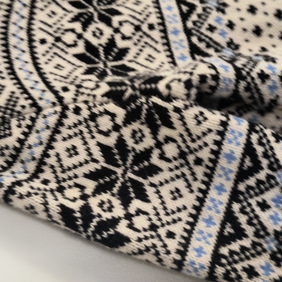 L.L. Bean Cream and Black Blue Nordic Fair Isle 100% Lambswool Cardigan Sz XL Wo - Picture 7 of 17